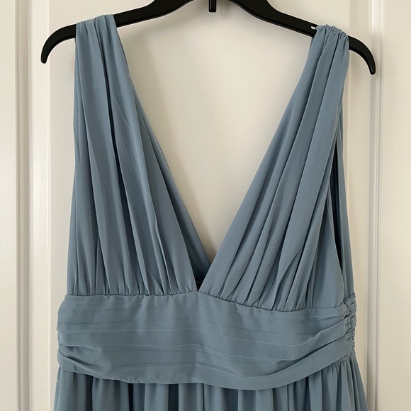 Lulu’s Maxi Dress - Picture 2 of 12